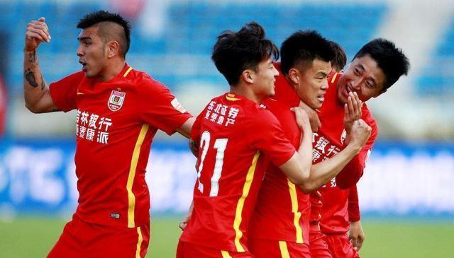 星空下载-中超前5轮场均进球锐减 海港攻守佳亚泰丢球最少